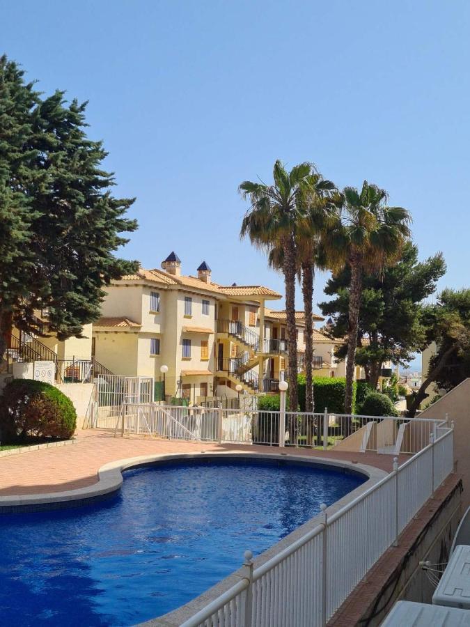 Studio In The Sun Apartment Torrevieja Exterior photo